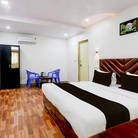 Hotel O Rms Grand Patancheru 外观 照片